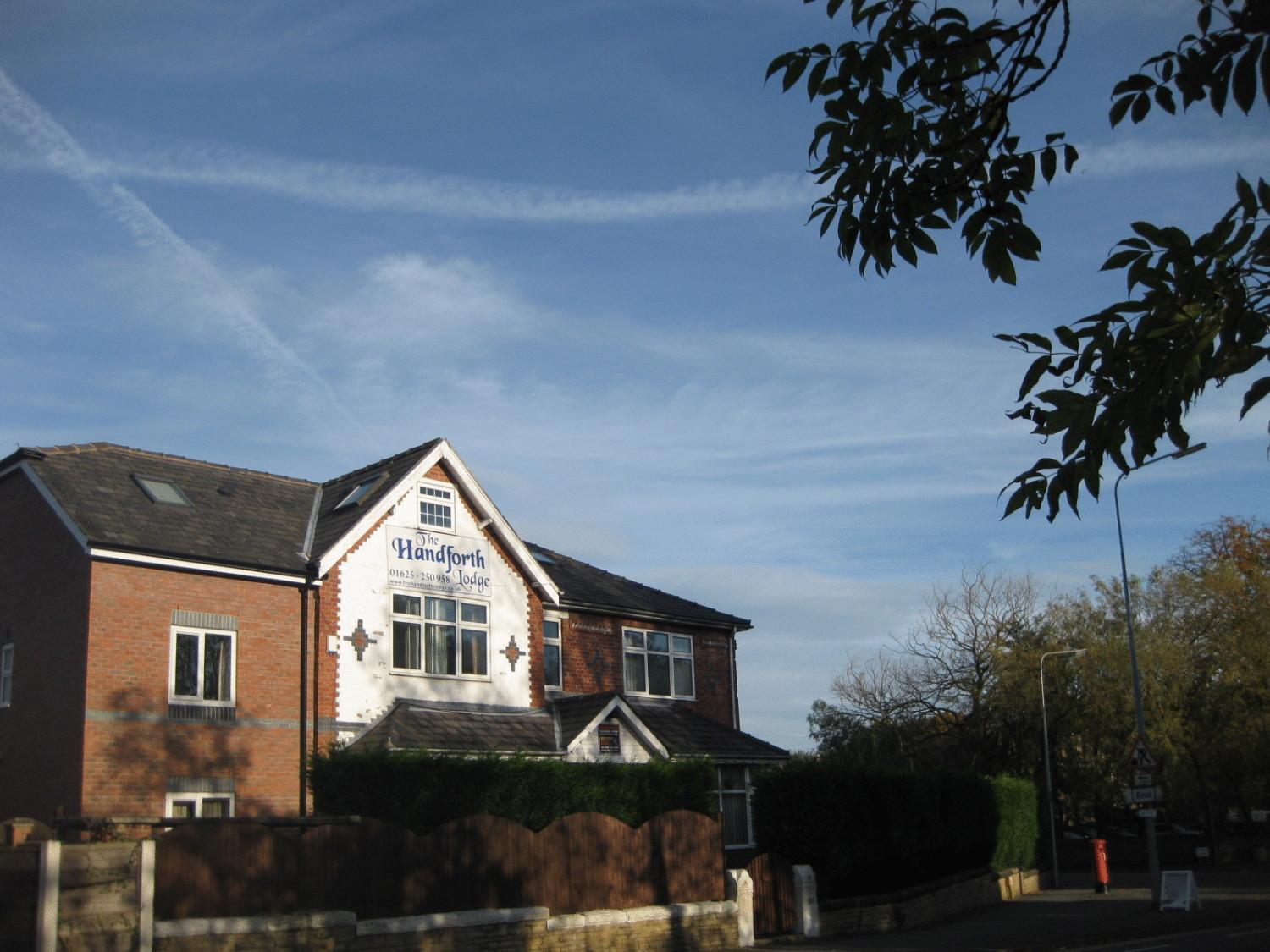 The Handforth Lodge Bagian luar foto